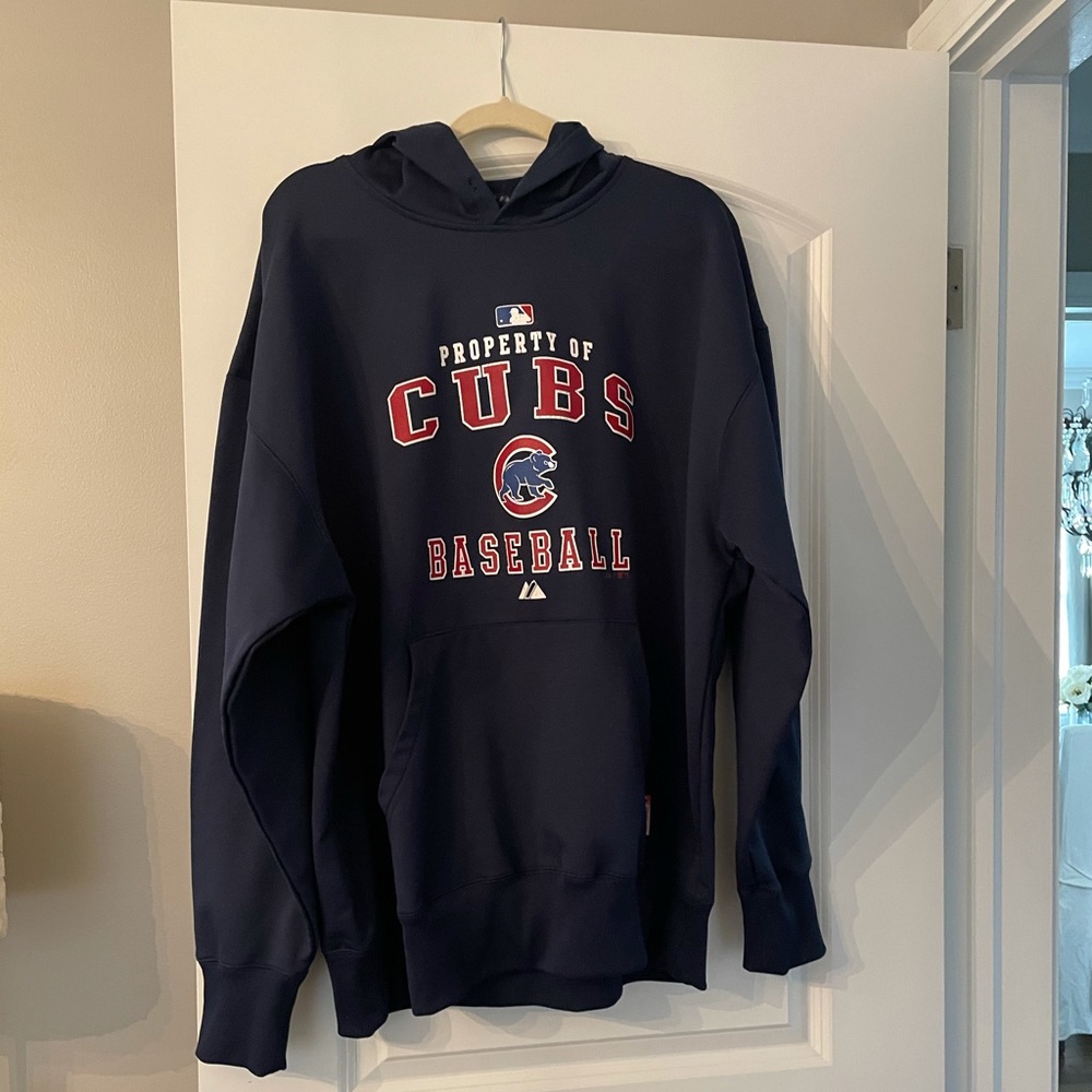 Chicago Cubs sweatshirt
